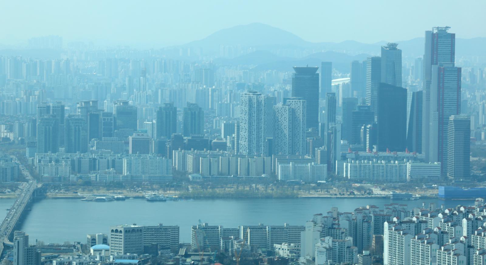 여의도 스카이라인 바뀐다…50층 넘는 ‘마천루 아파트’ 추진