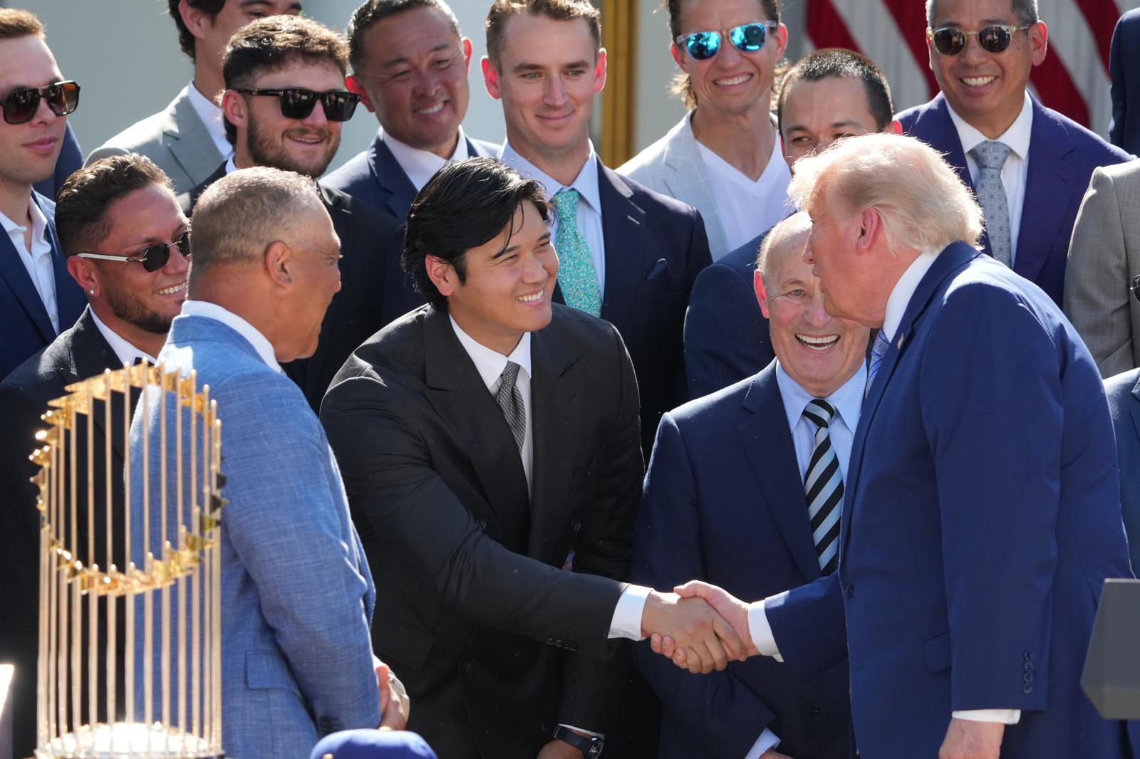 Dodgers attend White House ceremony to celebrate World Series title, aim for three-peat