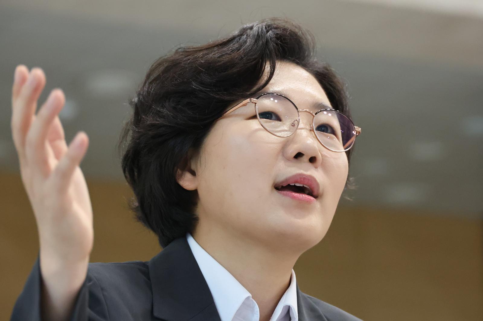 與 전대 컷오프된 김보미 “이장선거도 득표율 공개” 비판