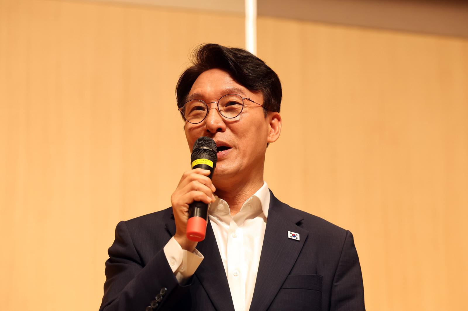 당원가입 정황에 불붙는 與 ‘신천지 공방’…野 “야당추천 특검해야”
