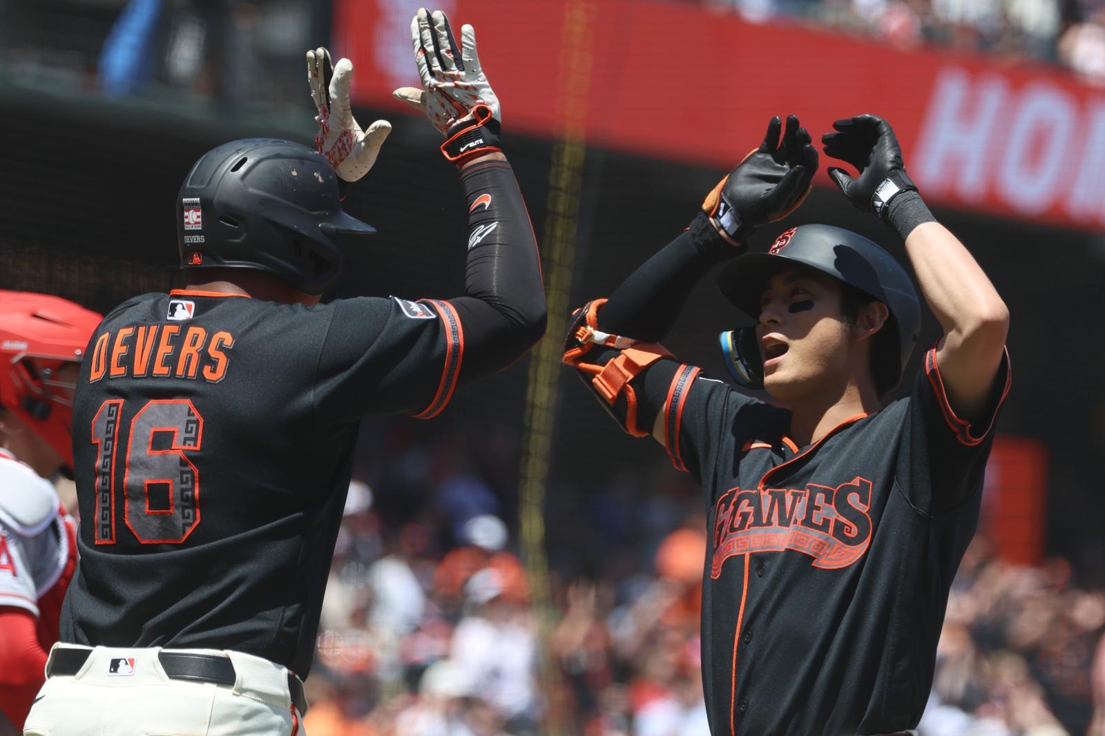 SF 이정후, 32일 만에 홈런포…MLB 통산 100타점