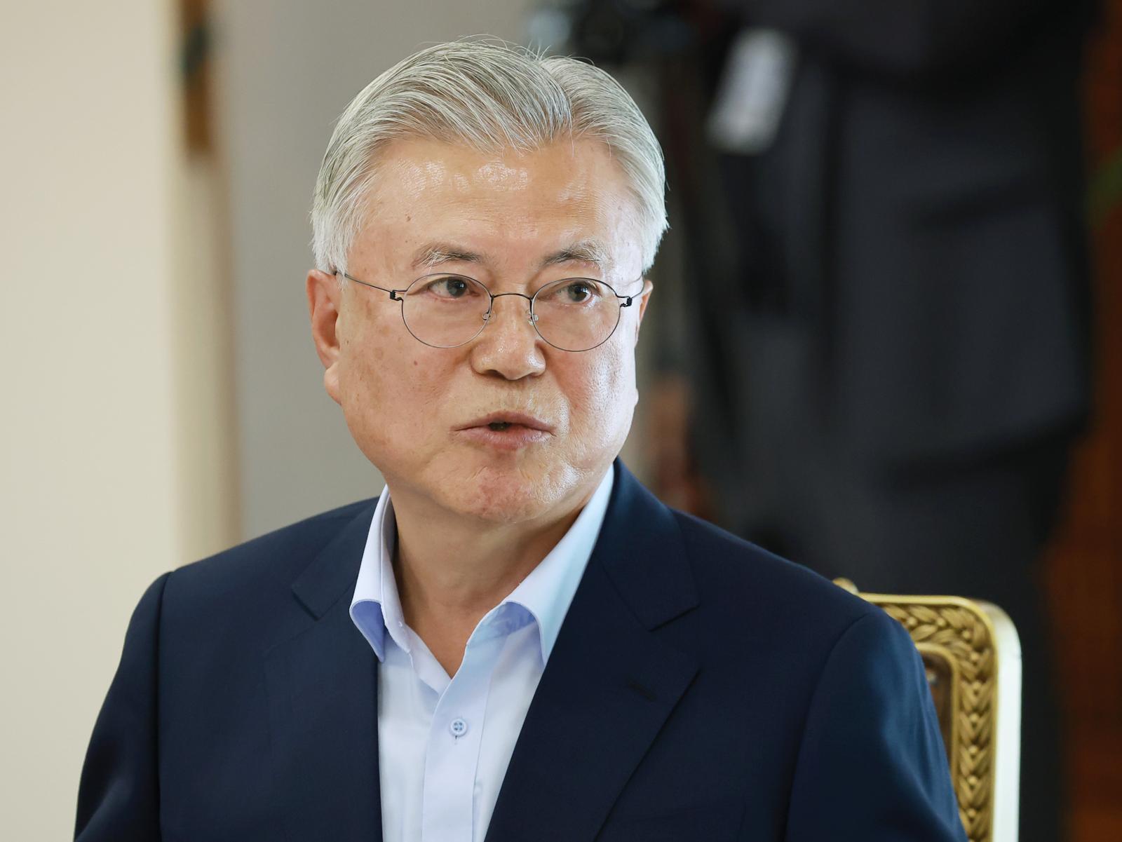 검찰, ‘서해 피격’ 文 전 대통령 불기소 처분…증거 불충분