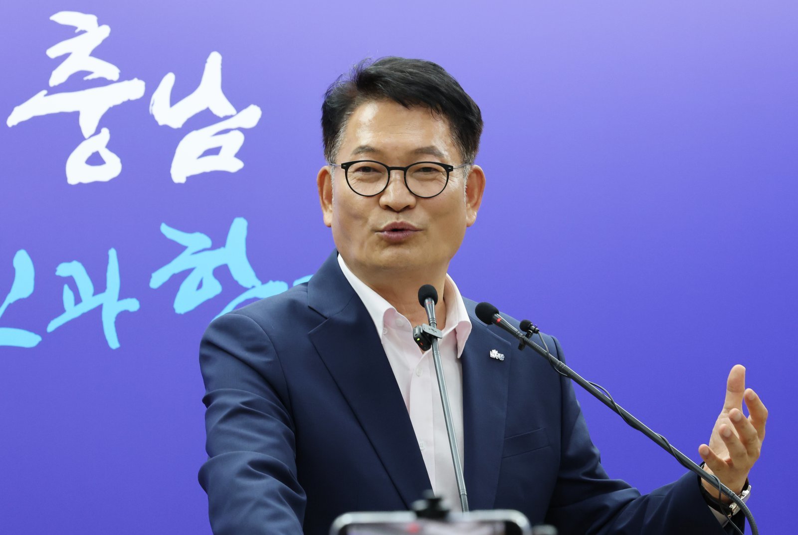 송영길 “정청래 당 대표되면 대통령 레임덕 빠질 것”