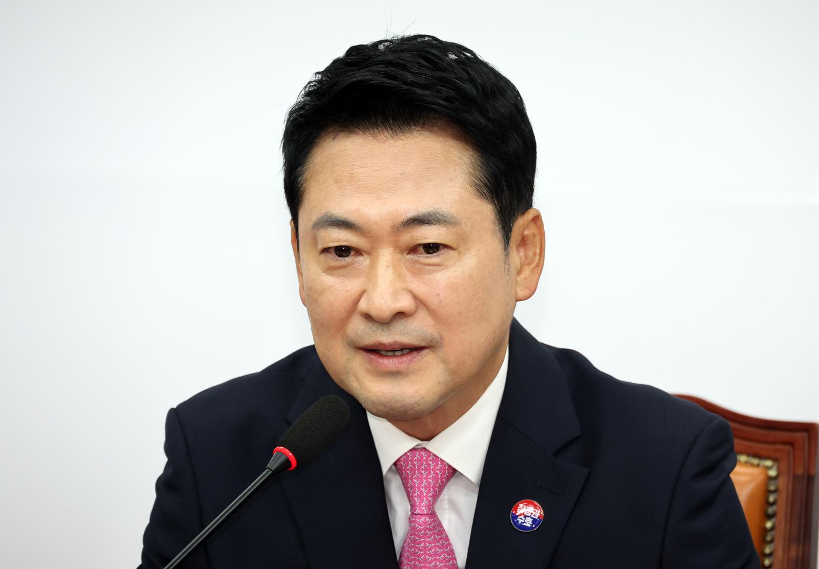 국힘 윤리위 부위원장 “충성맹세용 징계기준 사과하라”