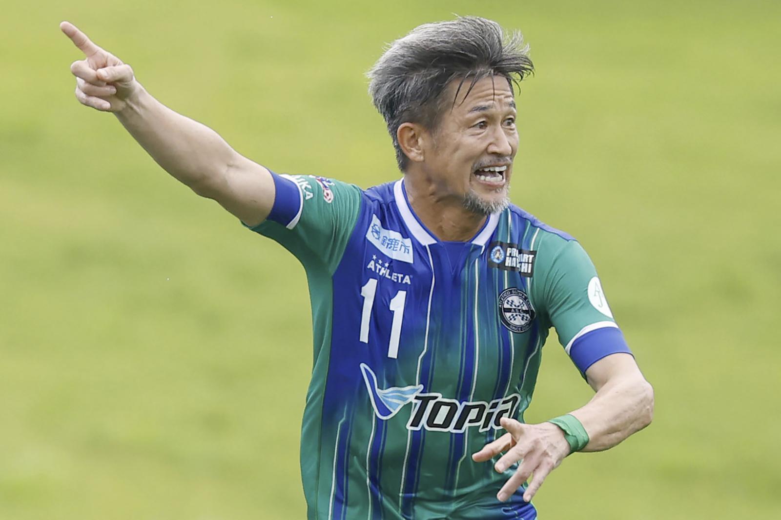 세계 최고령 프로축구선수 '59세' 미우라, 4년 만에 공식전 득점