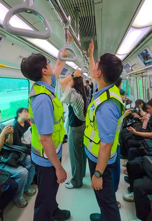 Airport Railroad deploys engineers to check cabin temperatures amid rising complaints