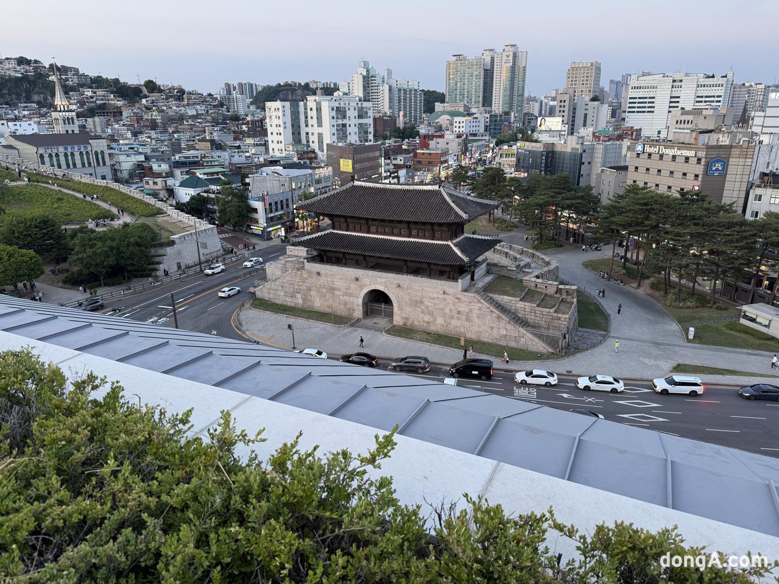 상반기 1000만 넘게 몰려든 K-관광… 서울 넘어 전국으로 퍼진 ‘외국인 손짓’