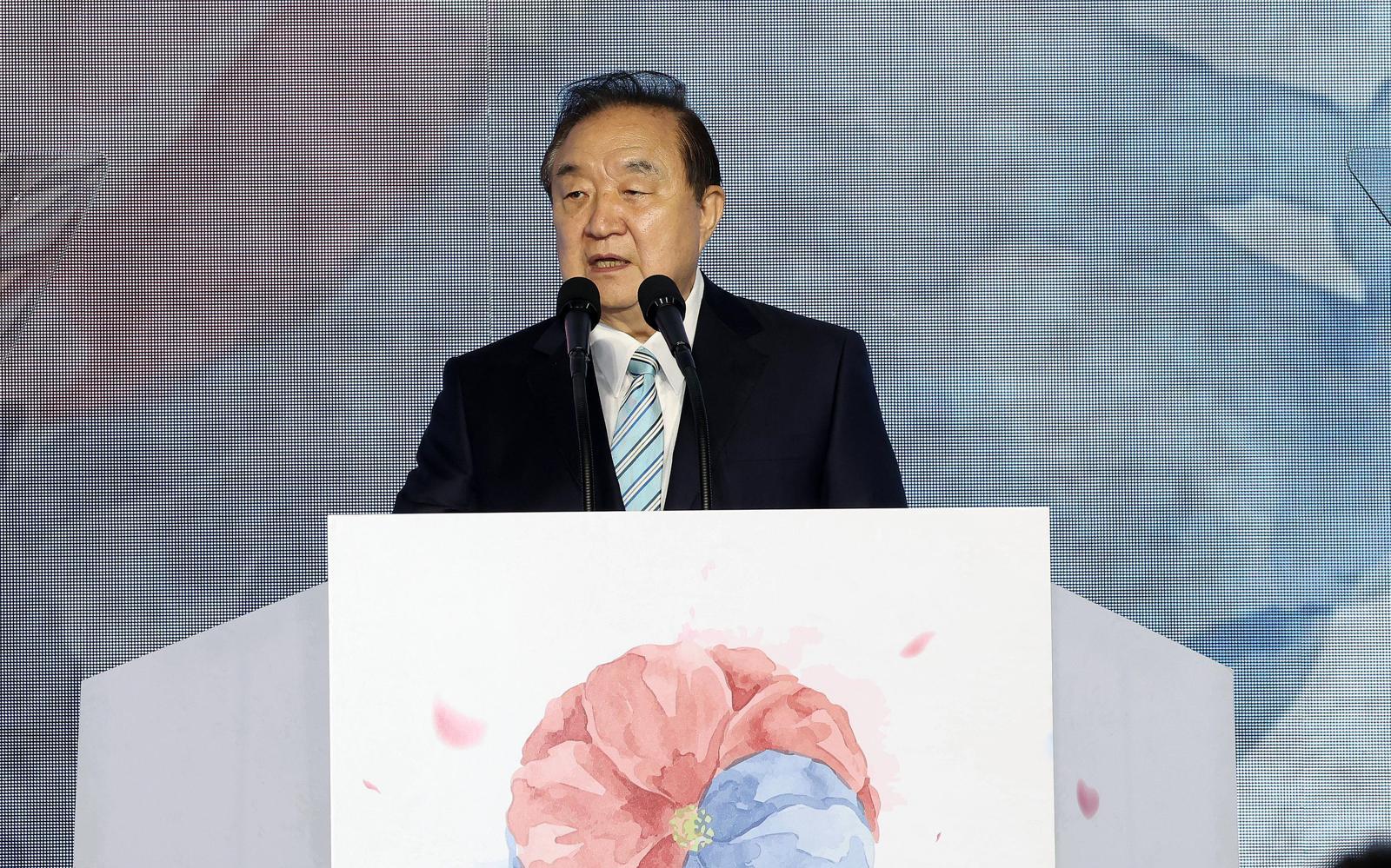 헌정회장 “현직 대통령 연임 위한 개헌 금지, 누구도 부정 못 해”