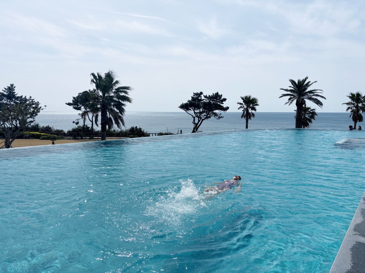 Parnas Hotel Jeju Launches Concierge-Led Programs from Yoga to Kids' Water Play