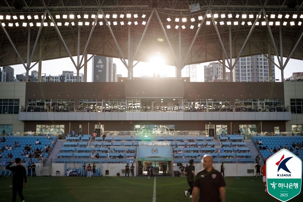 K League on Alert as Heatwave Continues, Prioritizing Player and Fan Safety