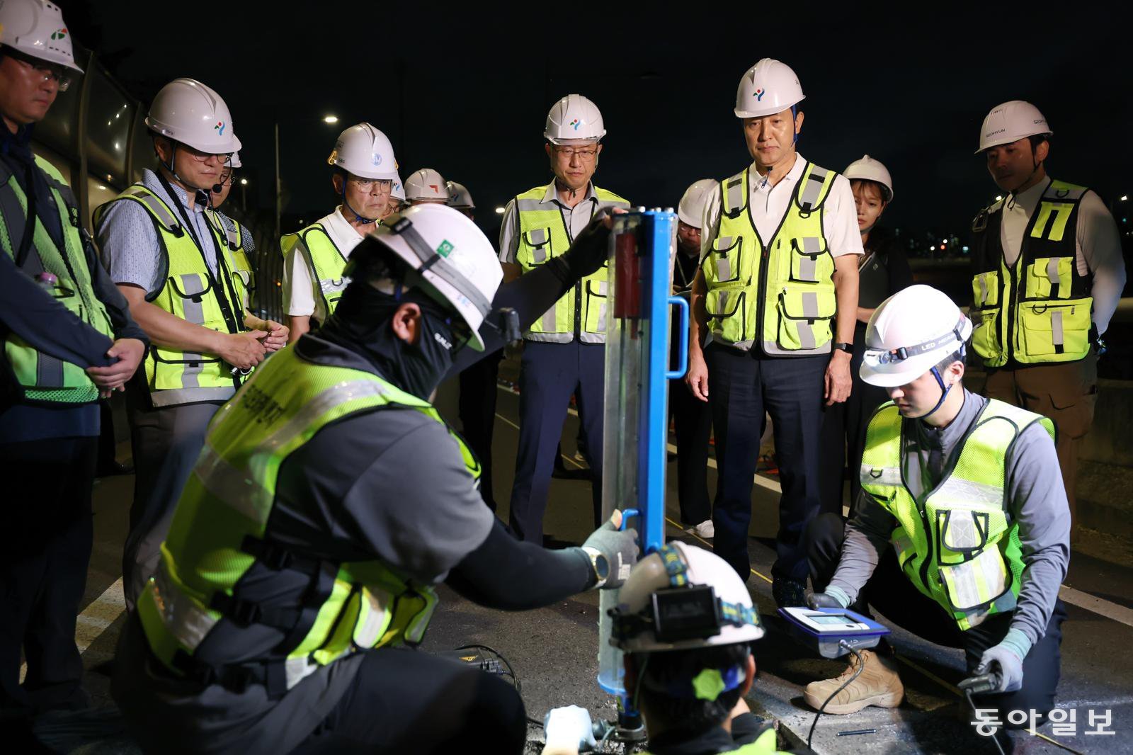 Seongsu Bridge undergoes overnight checks for 8cm height difference; ground conditions cross-verified using three method
