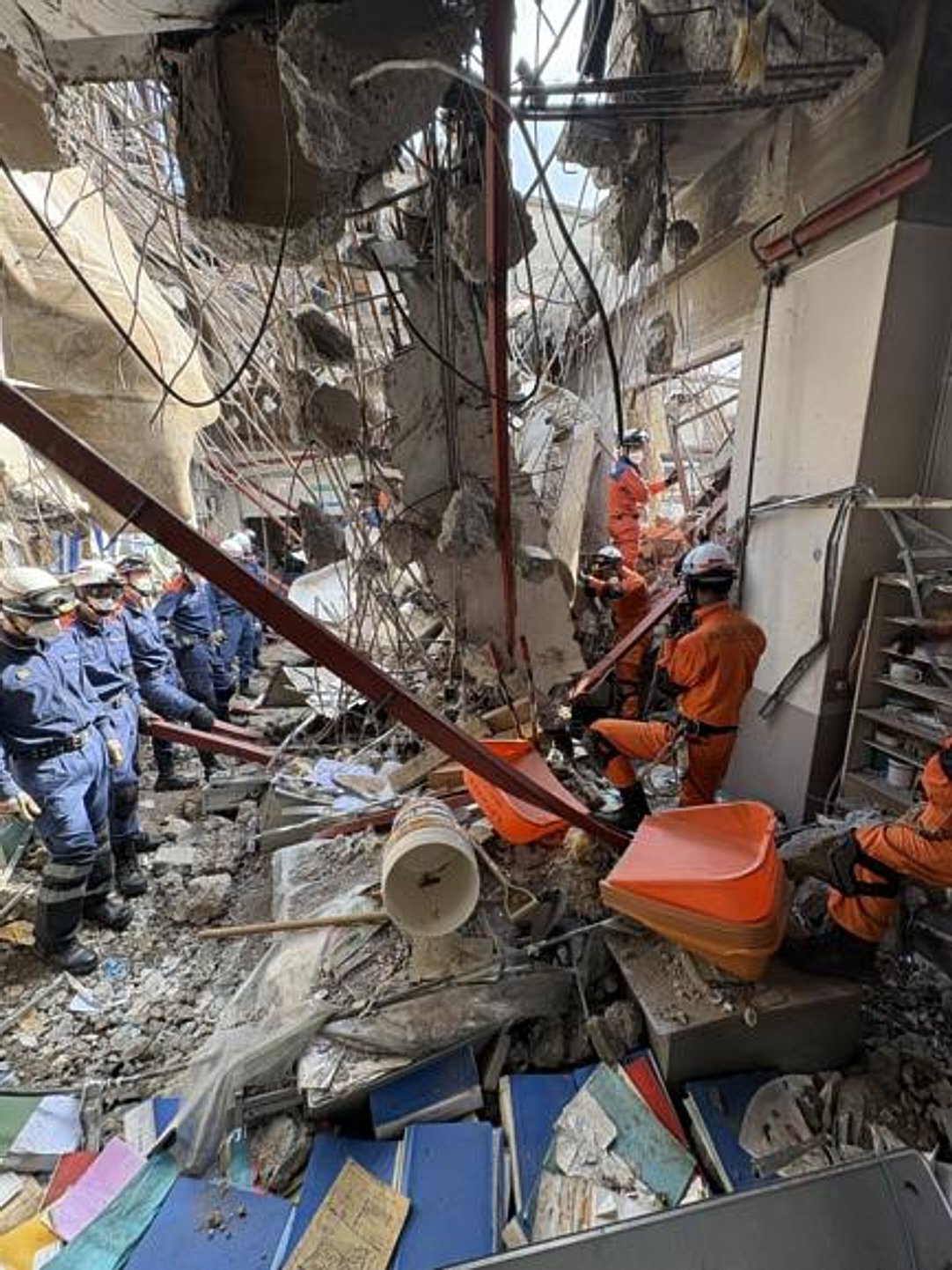 Japan earthquake death toll reaches 34; supply chain fears grow