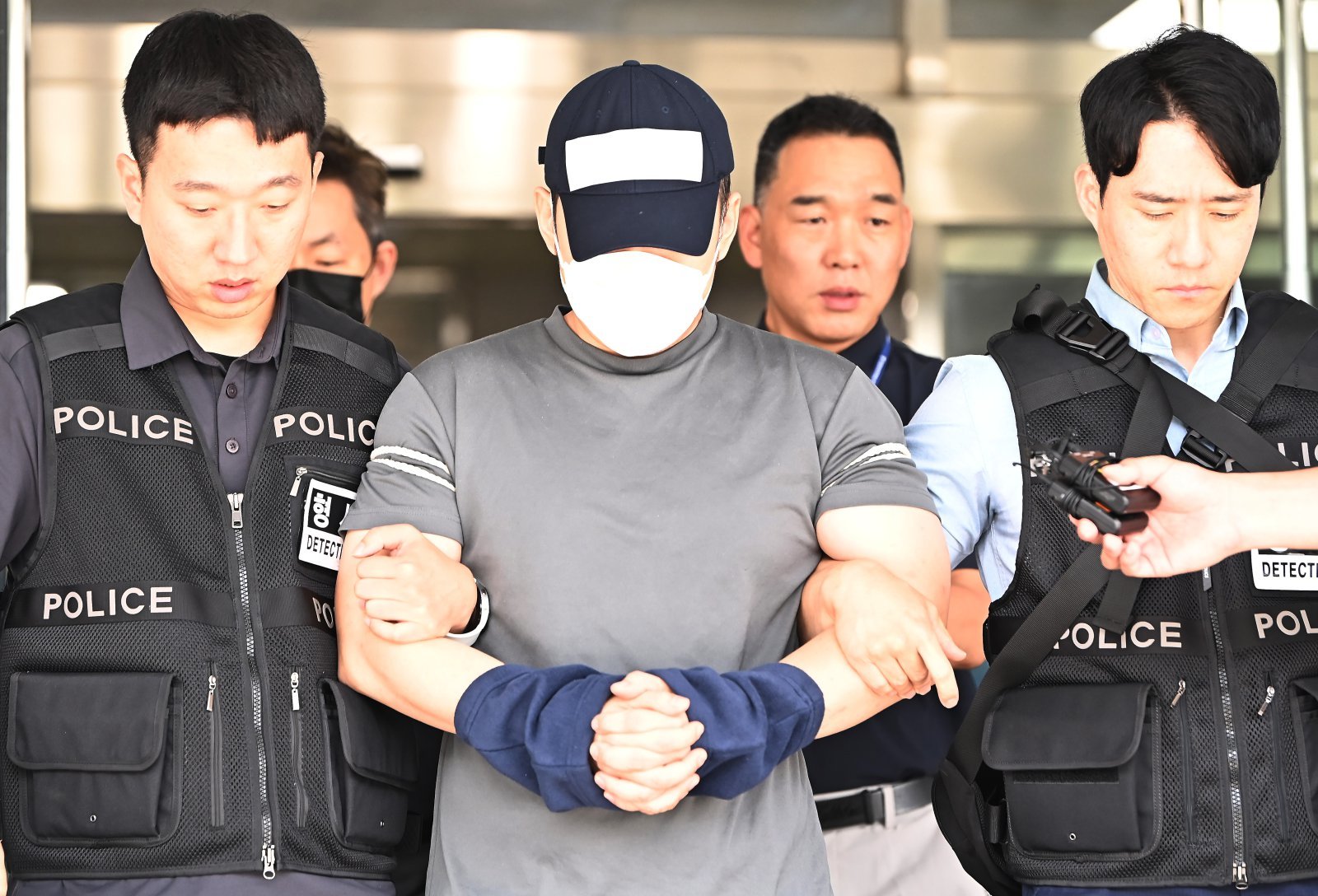 Prosecutor's investigator arrested for $2 million rental deposit fraud