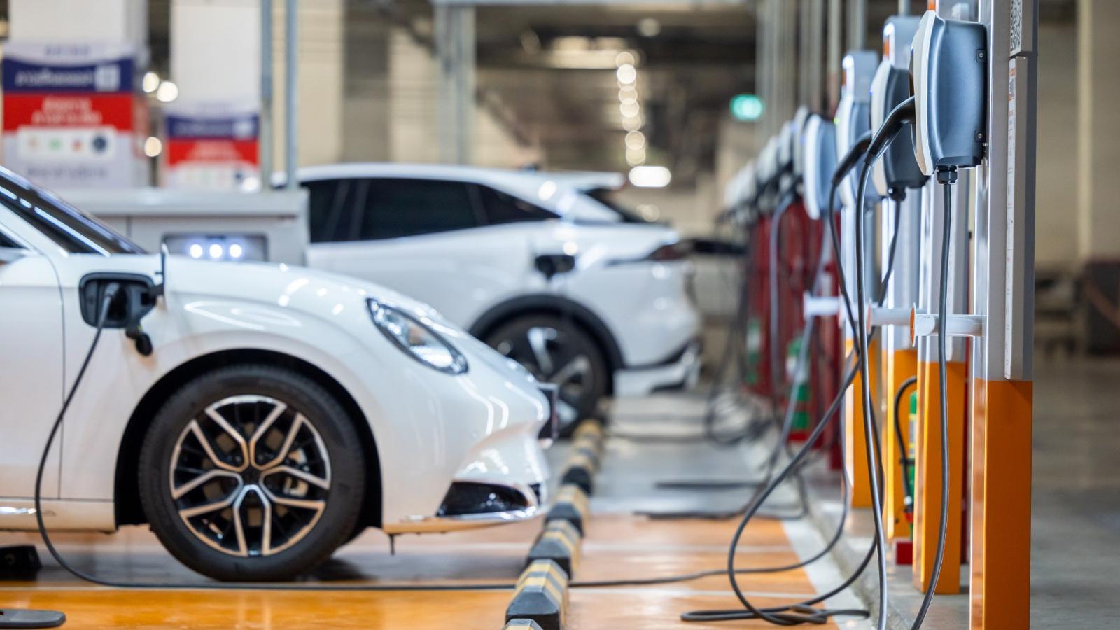 Used Electric Vehicle Transactions Surge 57%; Key Checks Advised Before Purchase