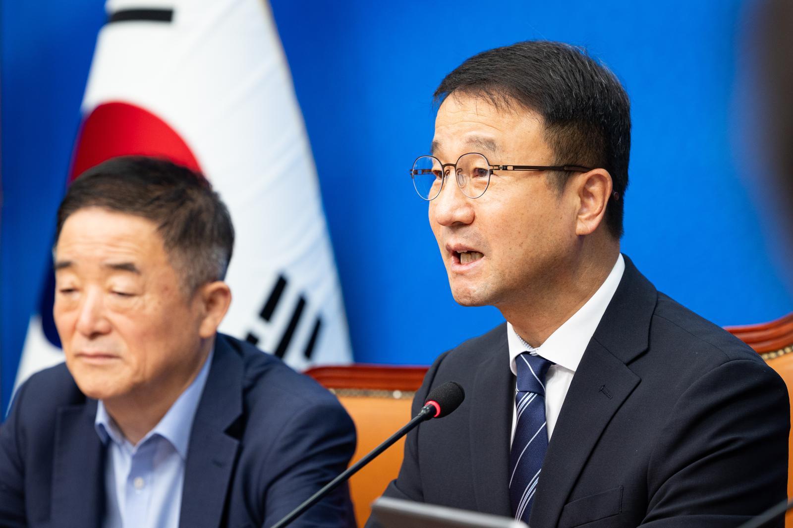 Democratic Party interim leader: Opposition leader sounds like a far-right YouTuber