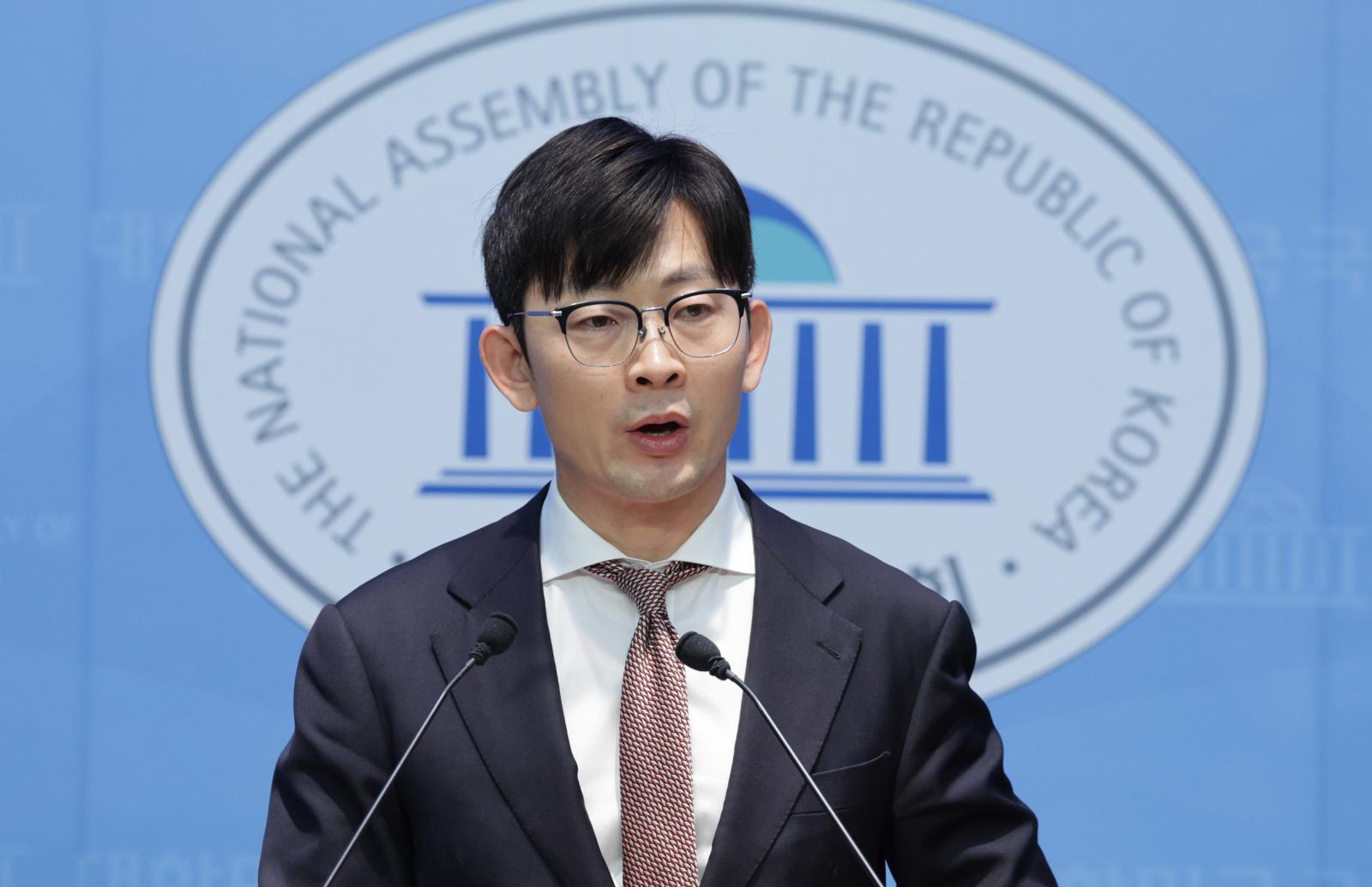 Opposition Slams Military's Drone Incident as 'Security Disaster,' Demands Defense Minister's Resignation