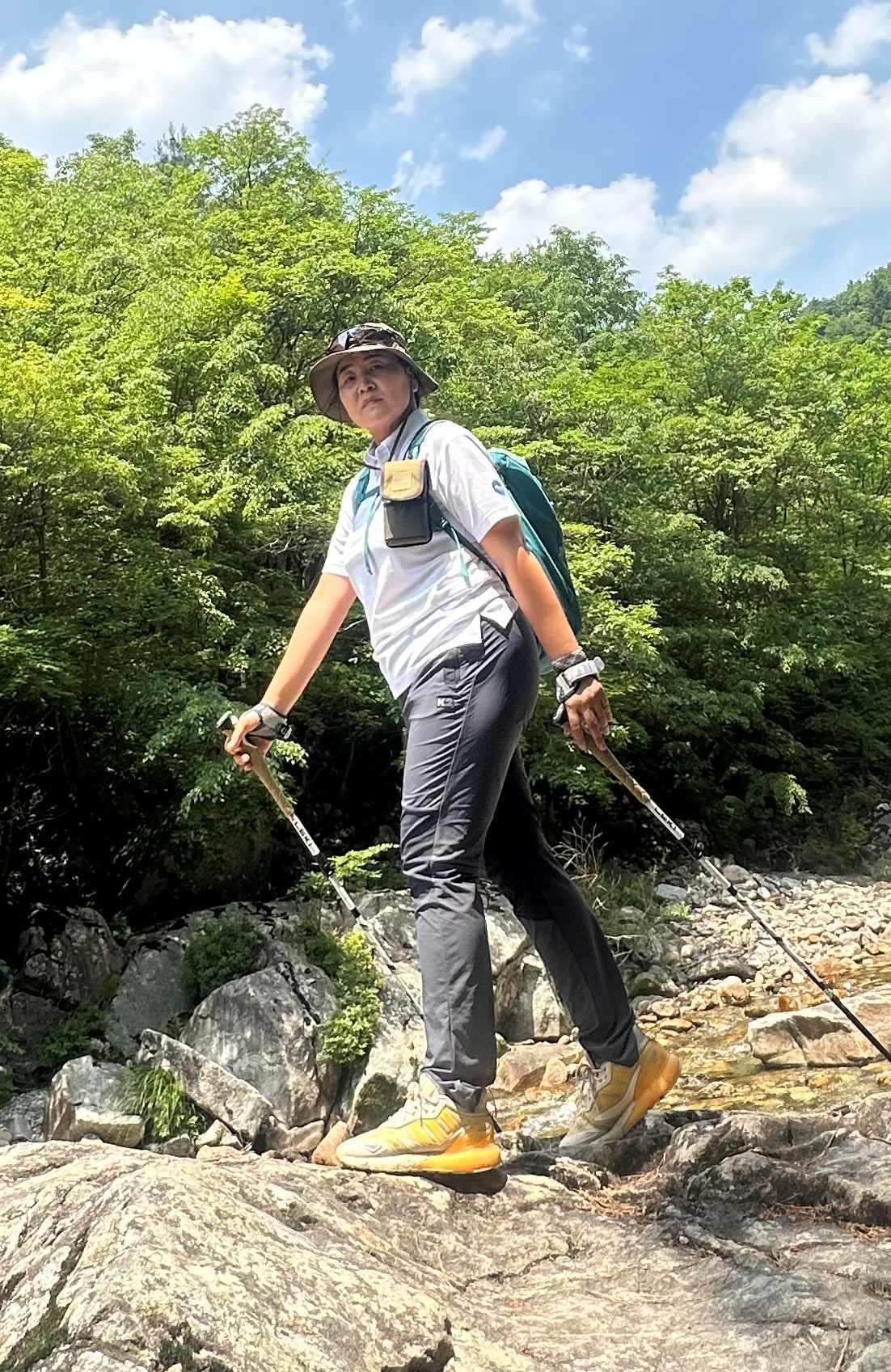 “낙상 방지 최고 노르딕워킹…노년엔 잘 걷는 게 최고 행복”[양종구의 100세 시대 건강법]