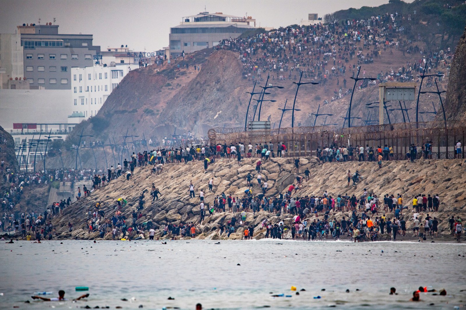 ‘세우타 이주민 사태’에 이탈리아, 스페인 솅겐 조약 적용 중단