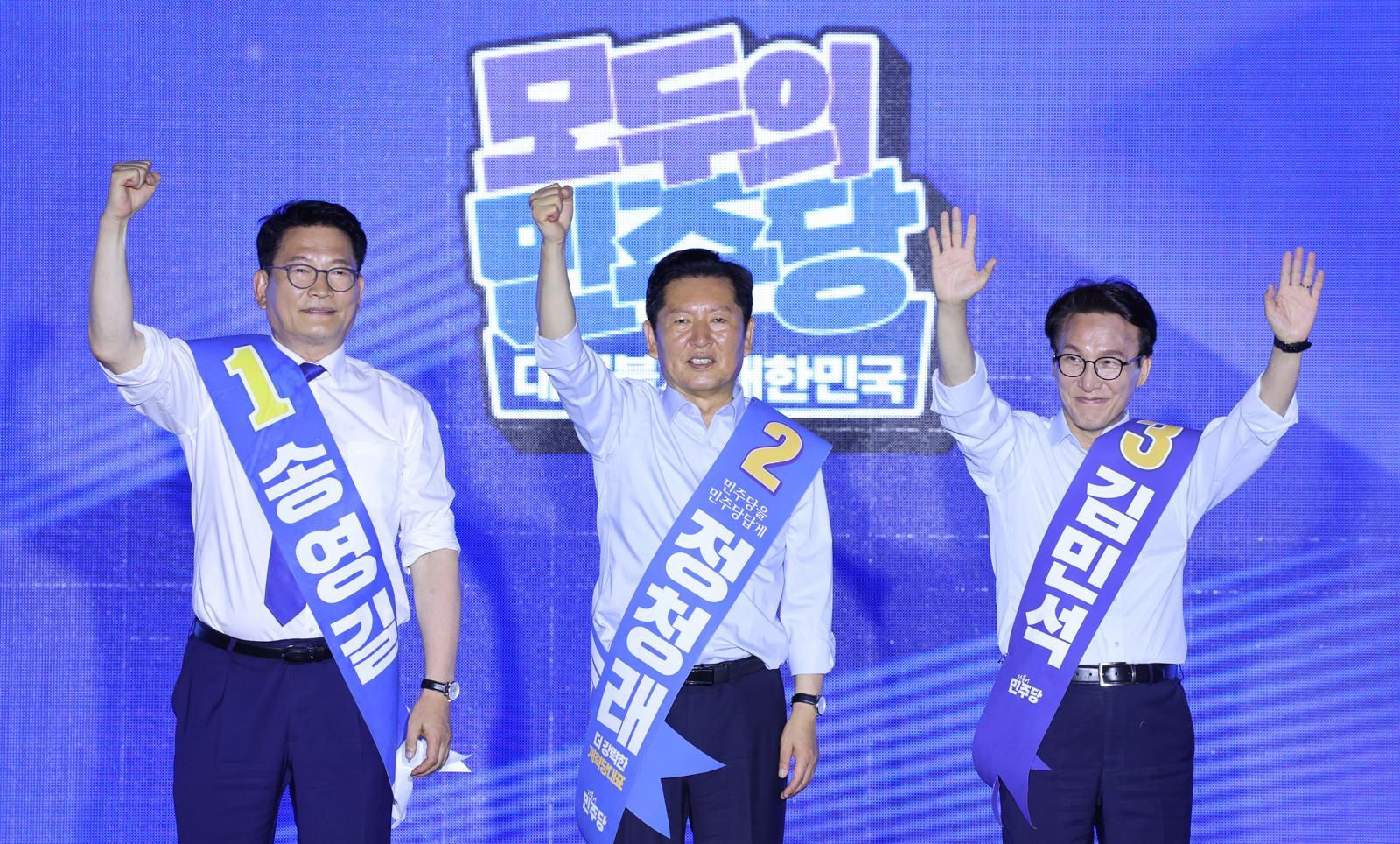 김민석-정청래, 서로 “윤리위 제소할것”… 순회 경선 시작하자마자 공방 거칠어져