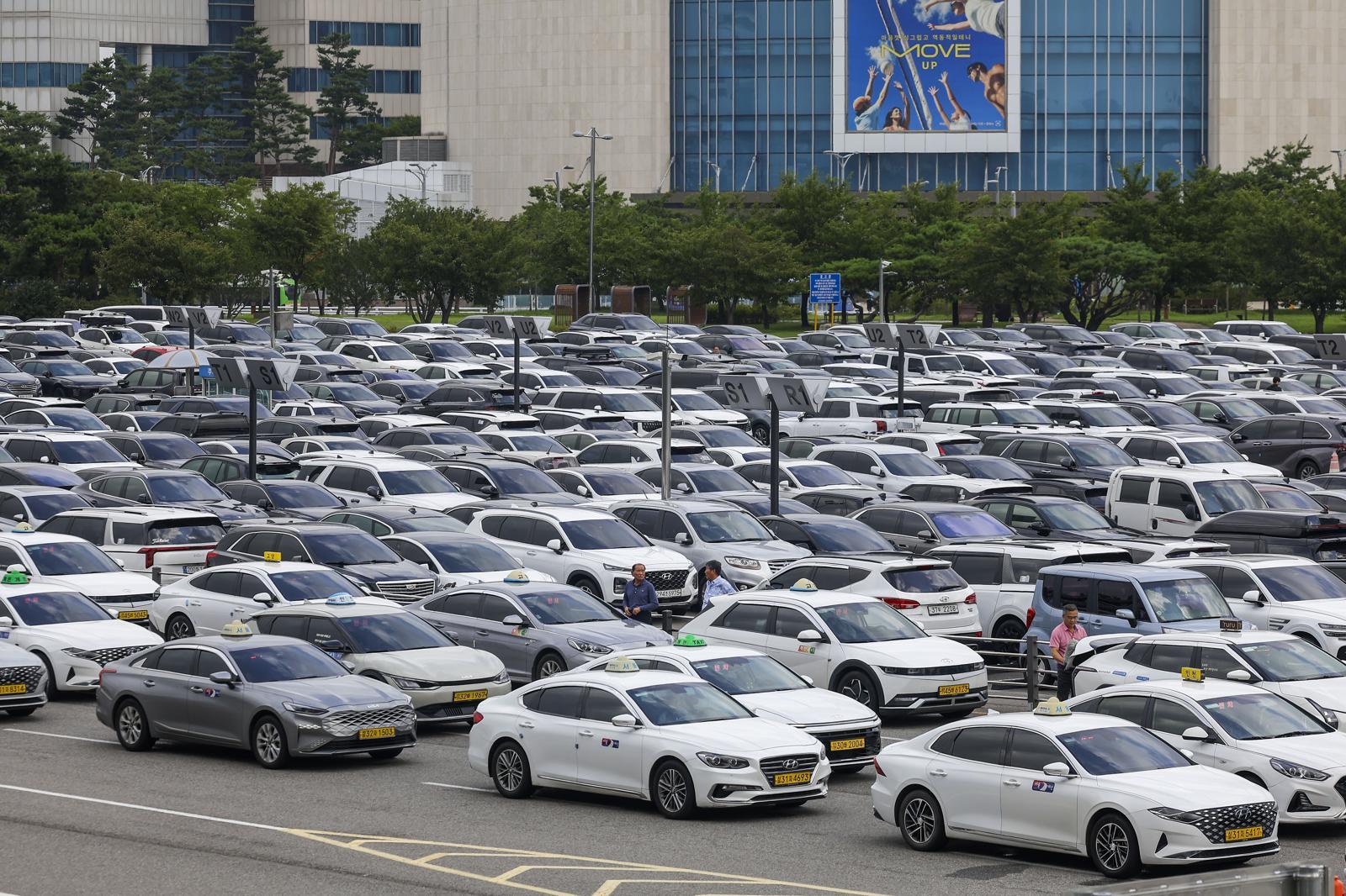 Cars at risk of explosion in extreme heat: Lighters, batteries pose danger