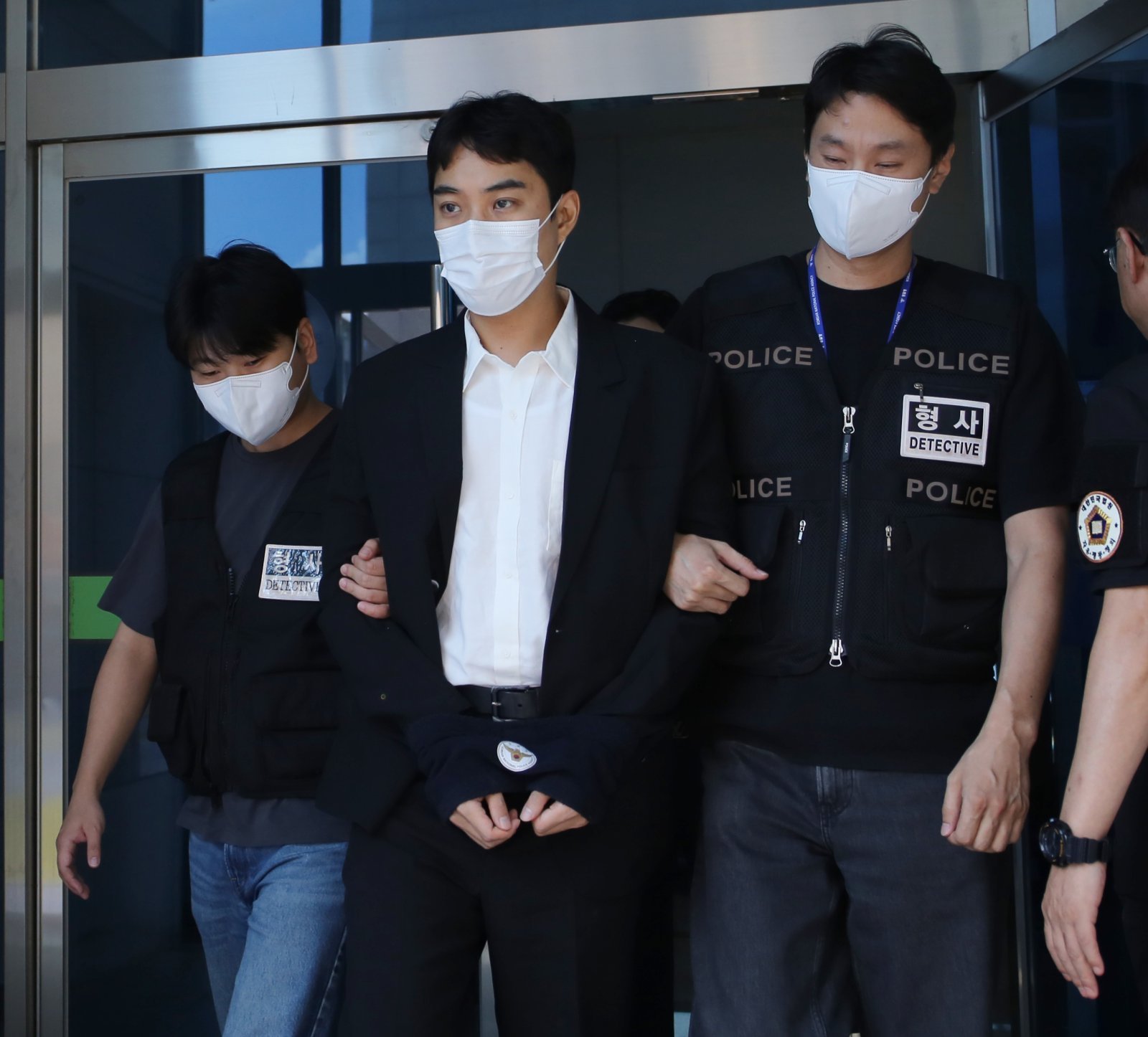 경찰, 최영중 전 청주시의원 다른 미성년자 ‘성매수’ 포착