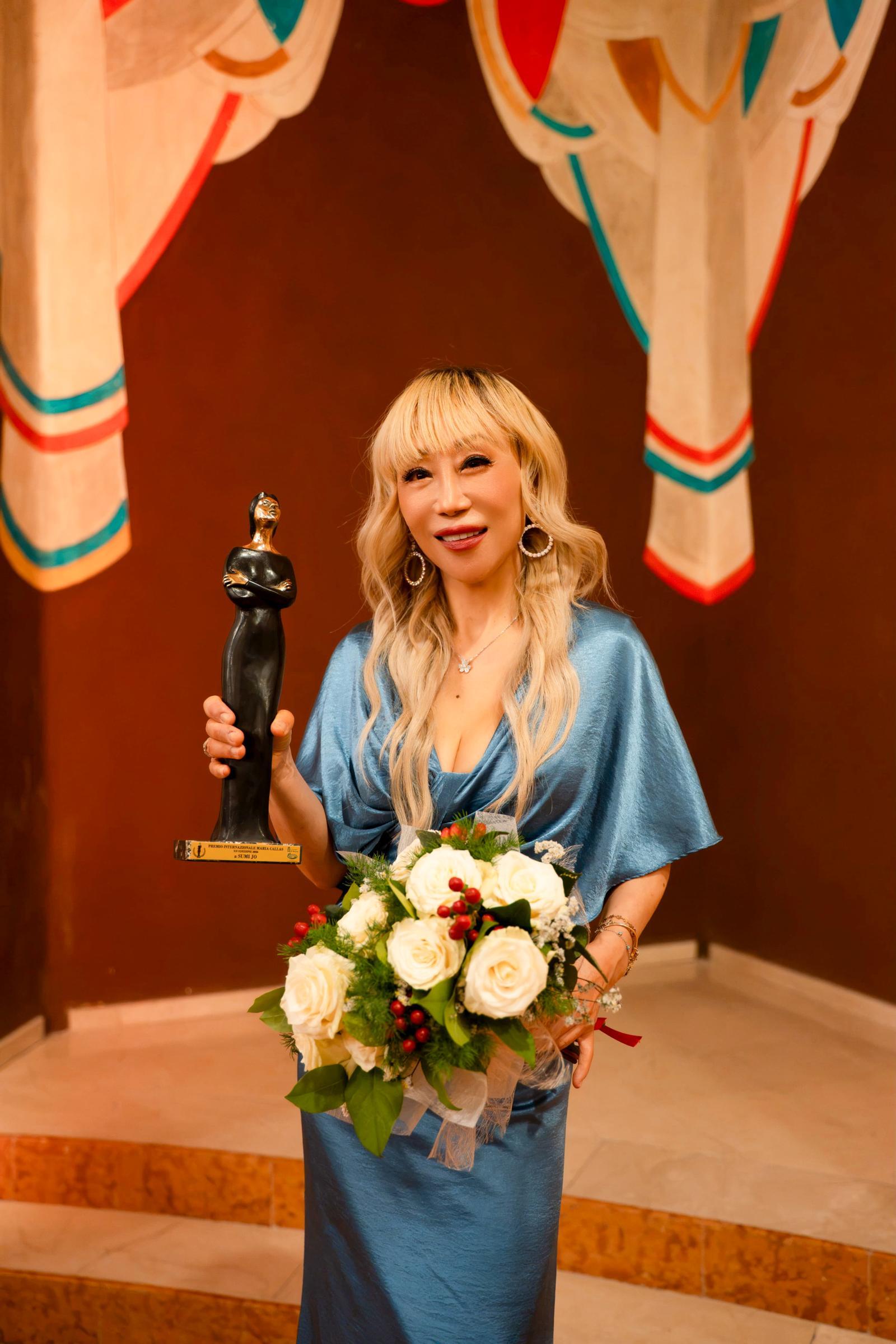 'Debut 40th Anniversary' Sumi Jo Receives Maria Callas Special Award