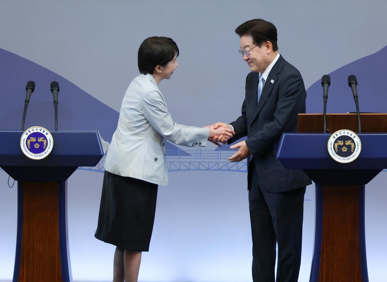 “日에 호감” 한국인 54.3%로 역대 최고