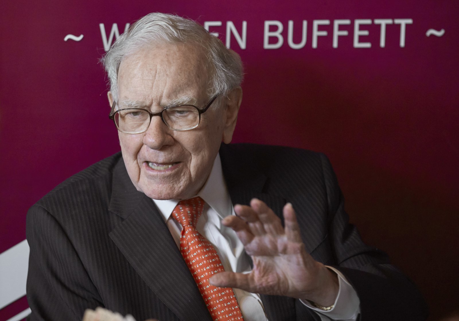 Warren Buffett's investment advice: Long-term ETF strategy yields 4x returns over 10 years