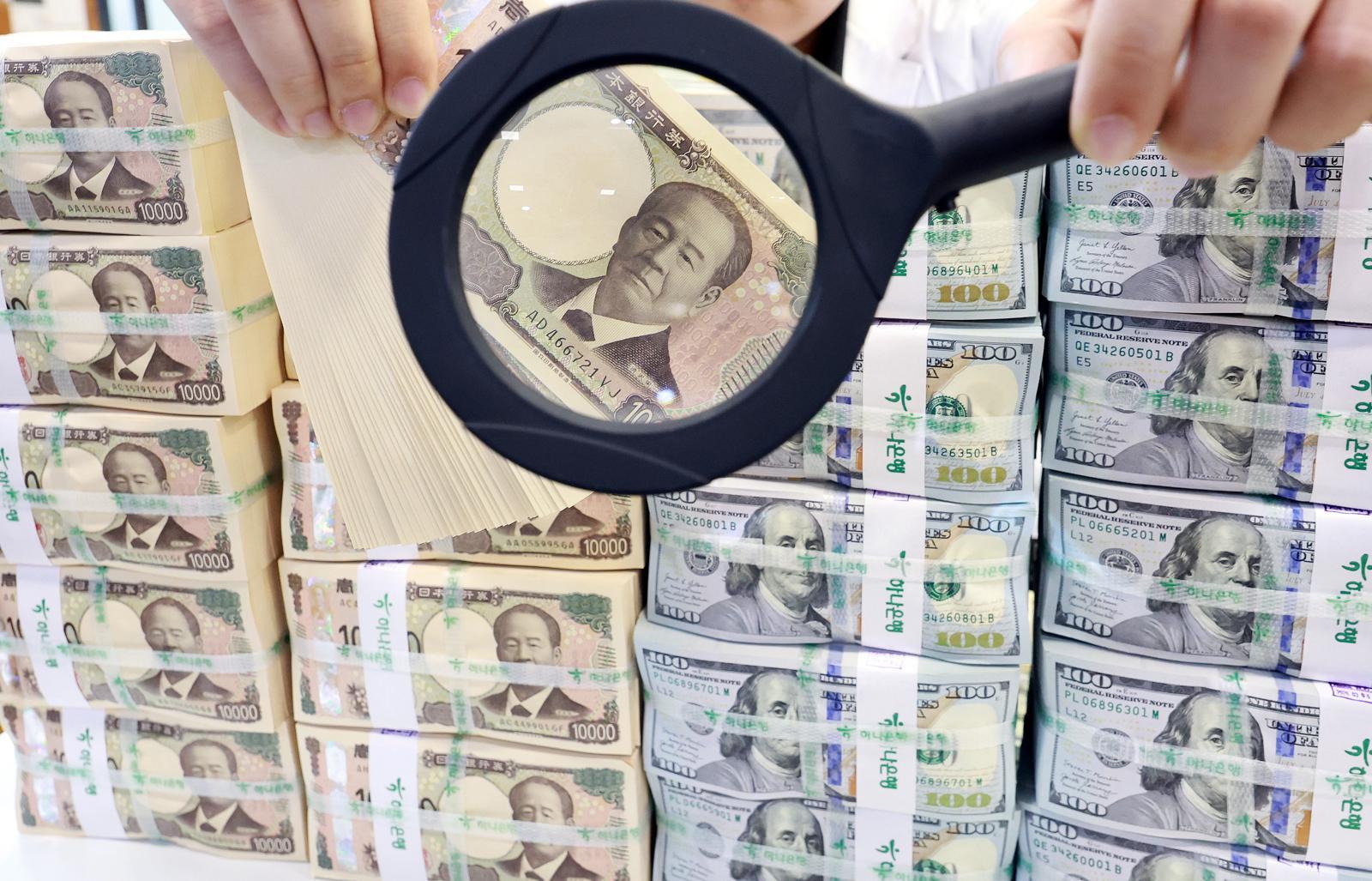 美, 28년만에 외환시장 개입…美국채금리 잡으려 엔화 샀다