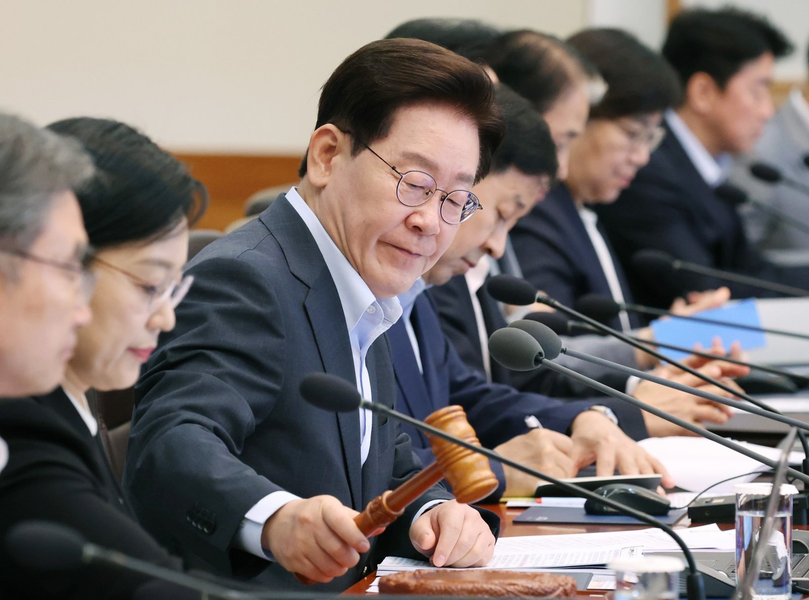 South Korea approves prosecution reform bill, ignoring advisory panel's repeated warnings