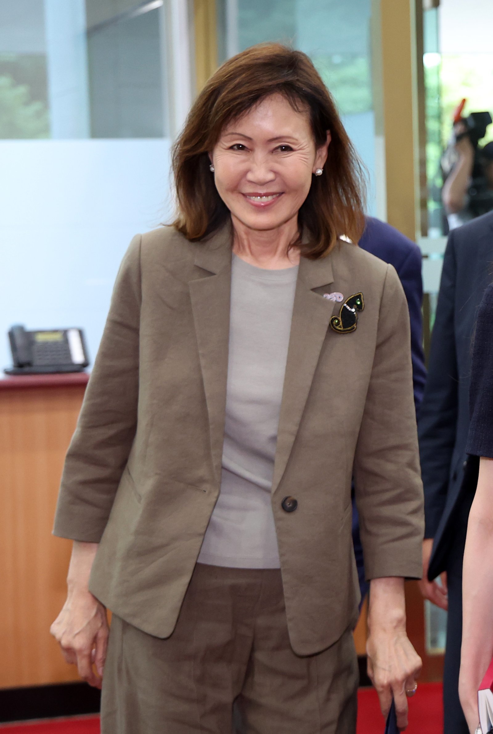 New US Ambassador Sison Begins Official Duties, Discusses Bilateral Ties with Foreign Minister Cho