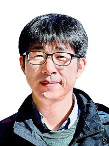 [오늘과 내일/이헌재]환영받는 동반자가 되는 법