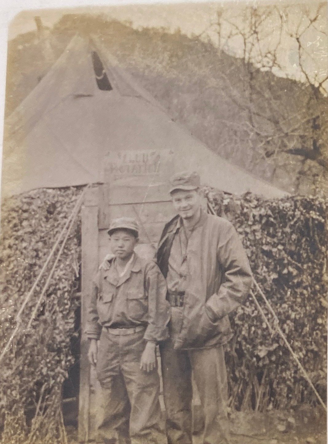 US journalist's son seeks Korean boy who aided father during Korean War
