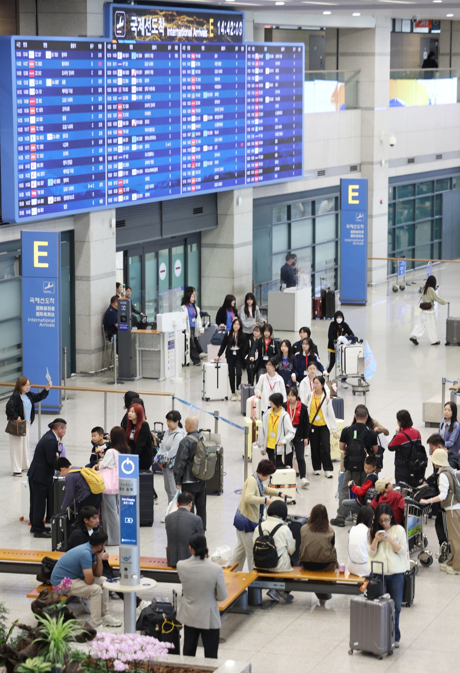 China's Embassy in South Korea Strongly Opposes Using Chinese Tourists as Casino Growth Engine
