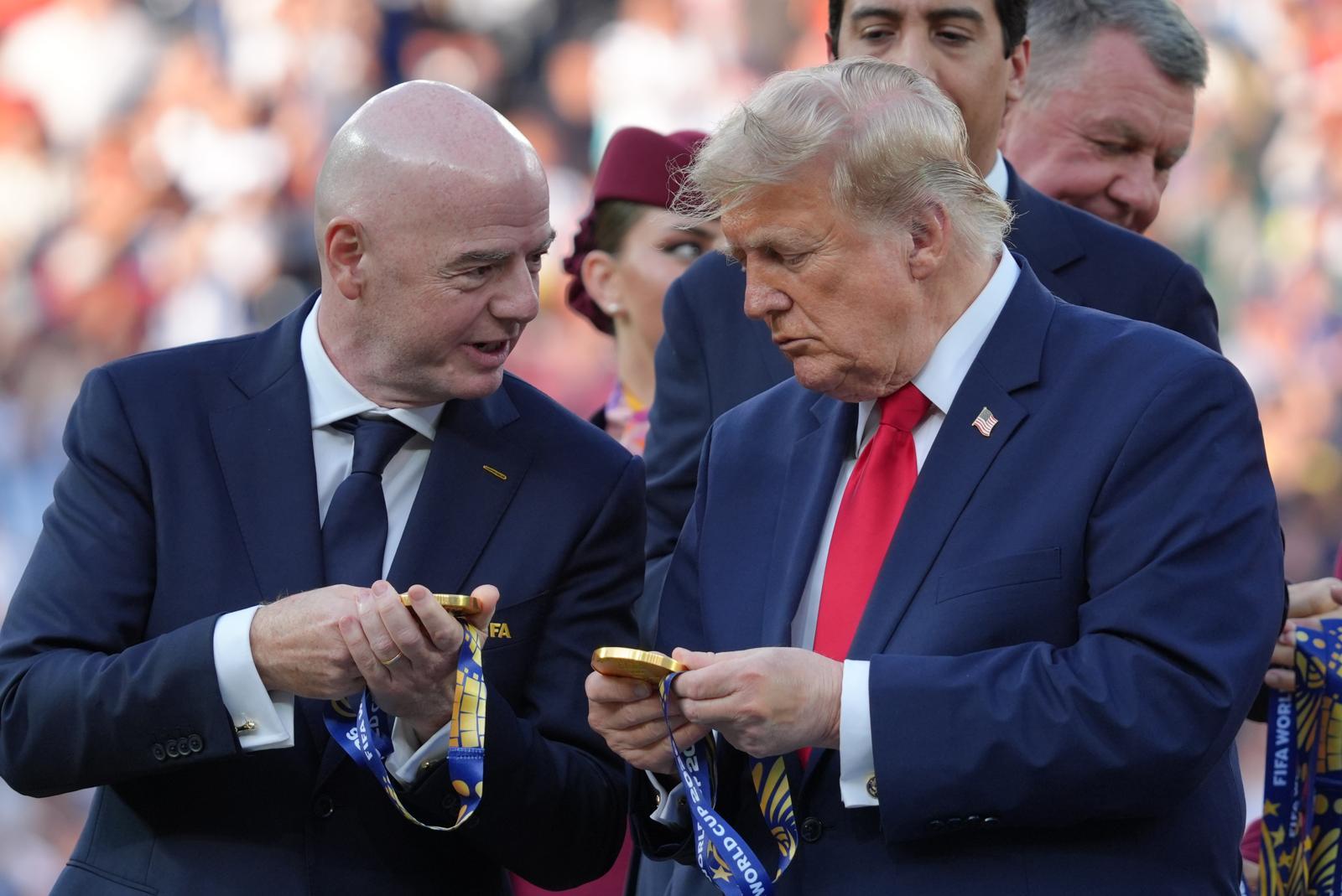 FIFA backs Infantino after World Cup sell-off plan blunder, apologizes for errors