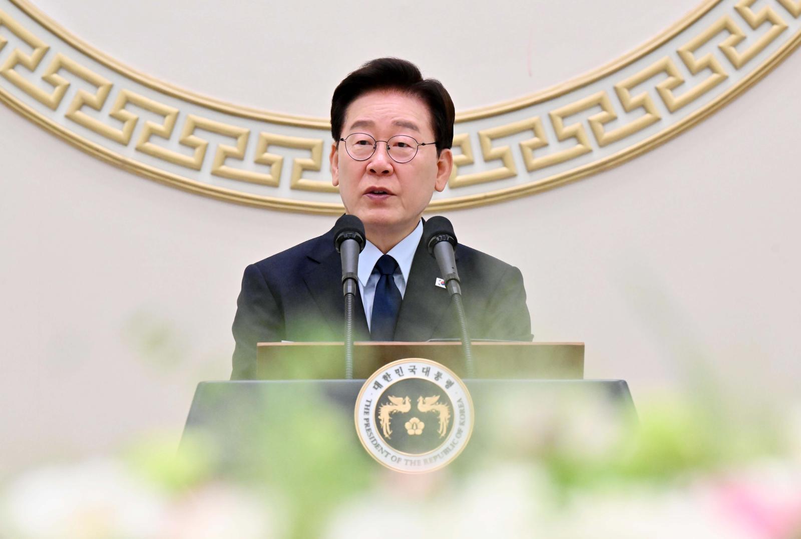 李 “국가폭력 피해자에 사과…국가가 책임지고 치유”