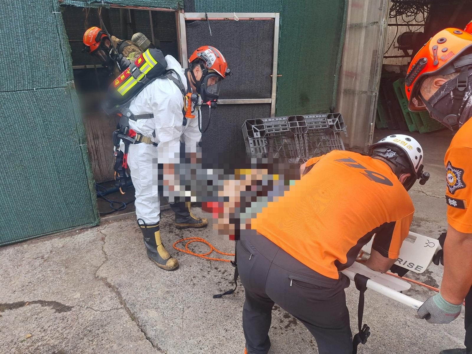제주 양돈장서 정화조에 빠져…외국인 근로자 2명 사망