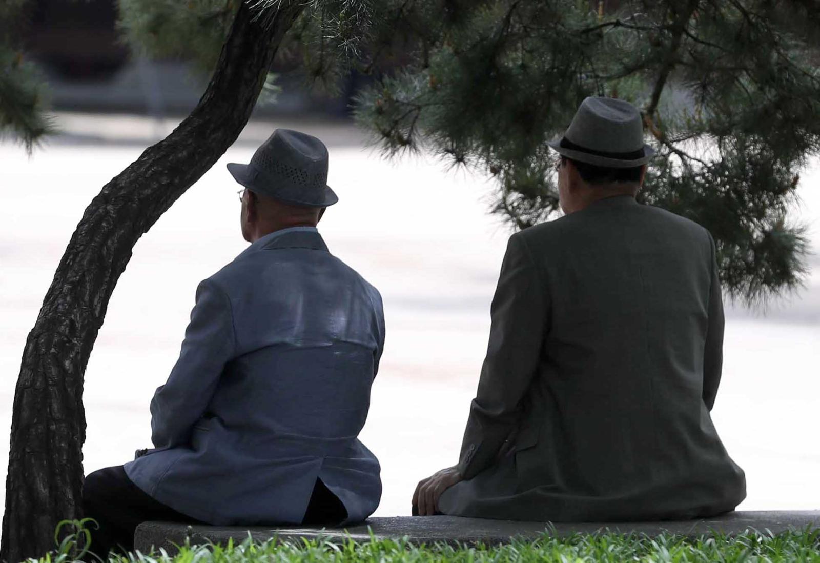 One in three elderly South Koreans lack conversation partners amid rising social isolation