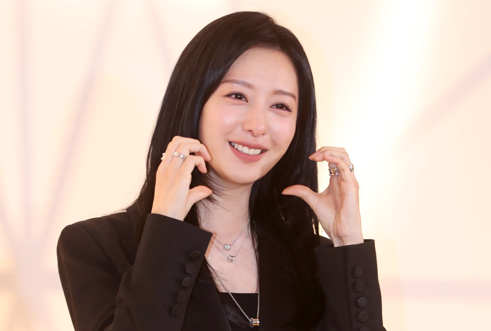 “드라마 촬영중 아이들 사연 접해”…김지원, 서울대어린이병원에 1억 기부