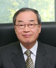 ‘글로벌 해양수도’ 꿈꾸는 부산항, 자율권 더 많이 줘야[기고/전준수]
