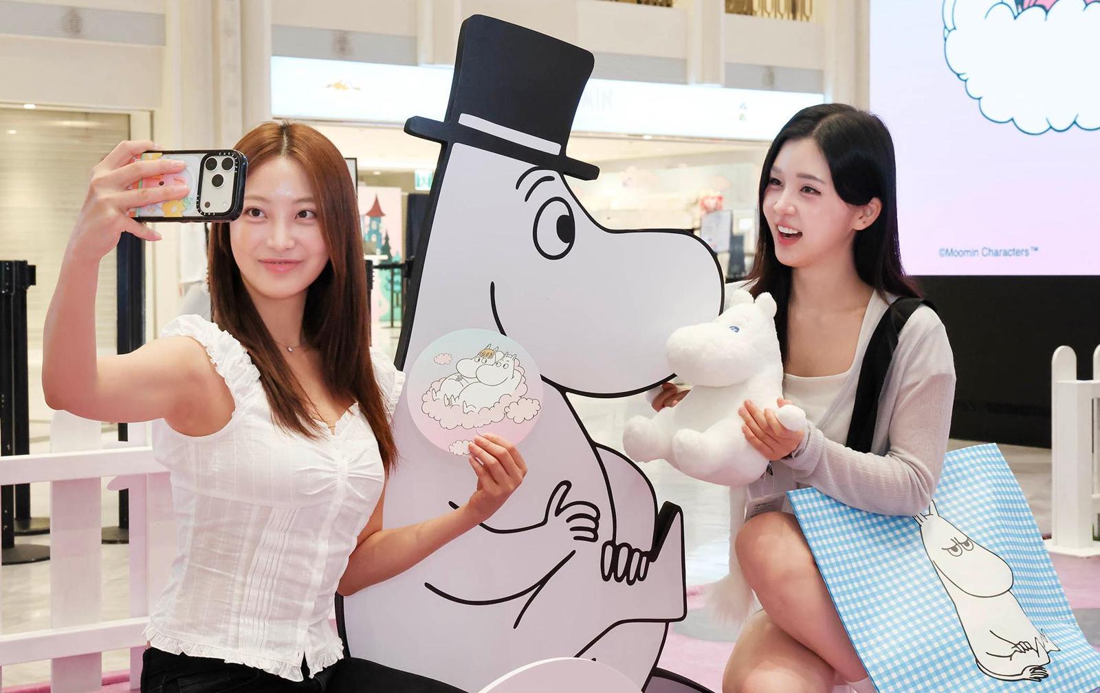 “무민 팝업스토어서 추억 만드세요”