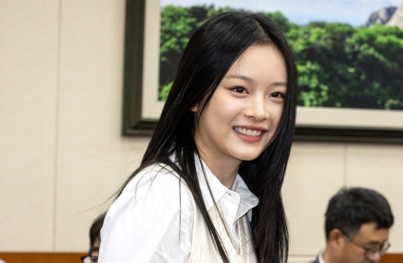 어도어 ‘하니 비자 유출’ 고발인 조사…경찰 수사 착수
