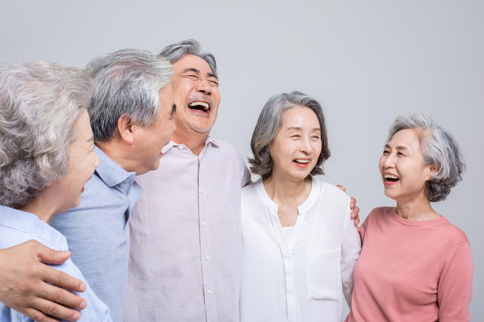 ‘많이 맞히기’서 ‘효과 중심’ 전환… 고령 독감 백신, 센 걸로 바꾼다