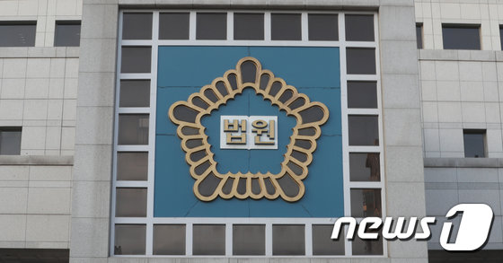 전 연인 스토킹·남자친구 살해…50대에 무기징역 구형