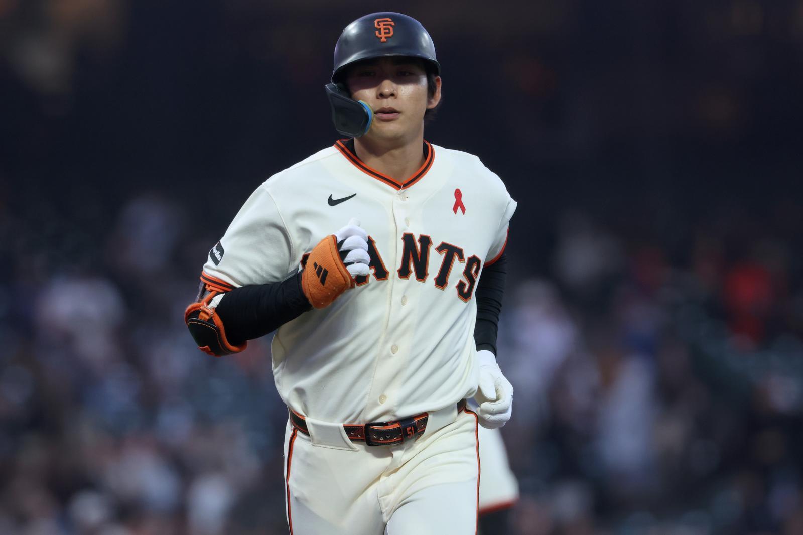 Lee Jung-hoo Hits Personal MLB Season Best 9th Homer, Reaches .300 Average in Giants' Loss