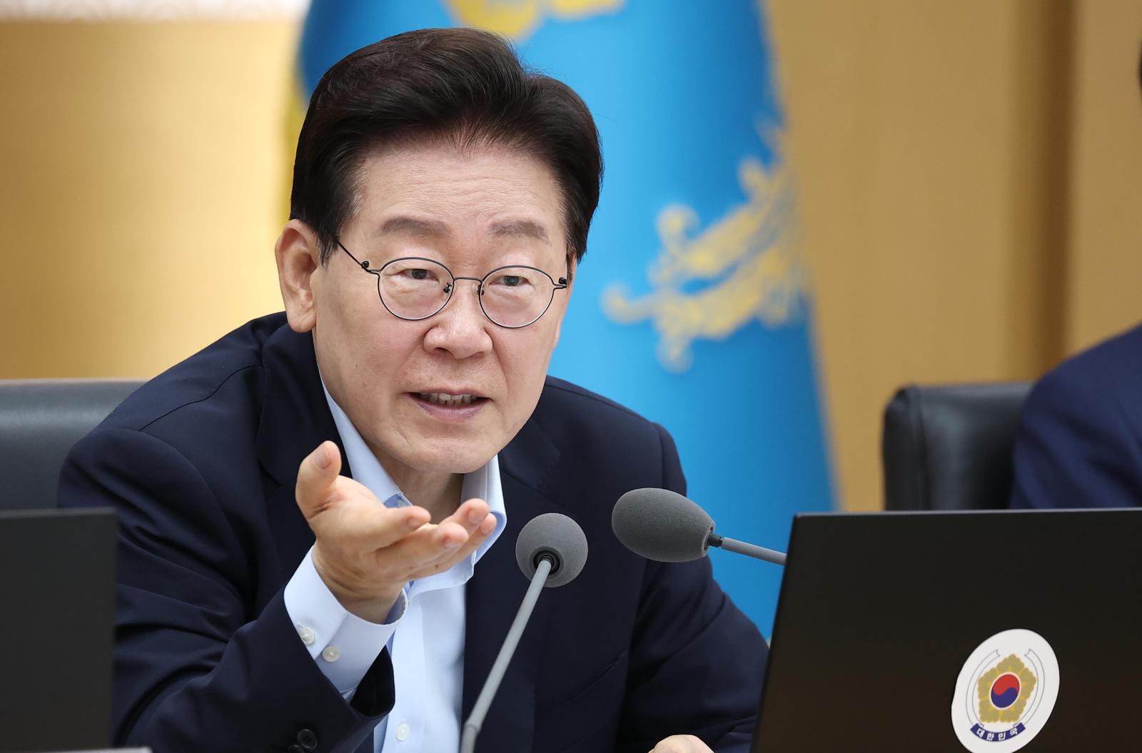 李대통령 “세제개편안, 반론 있으면 받아들여야”