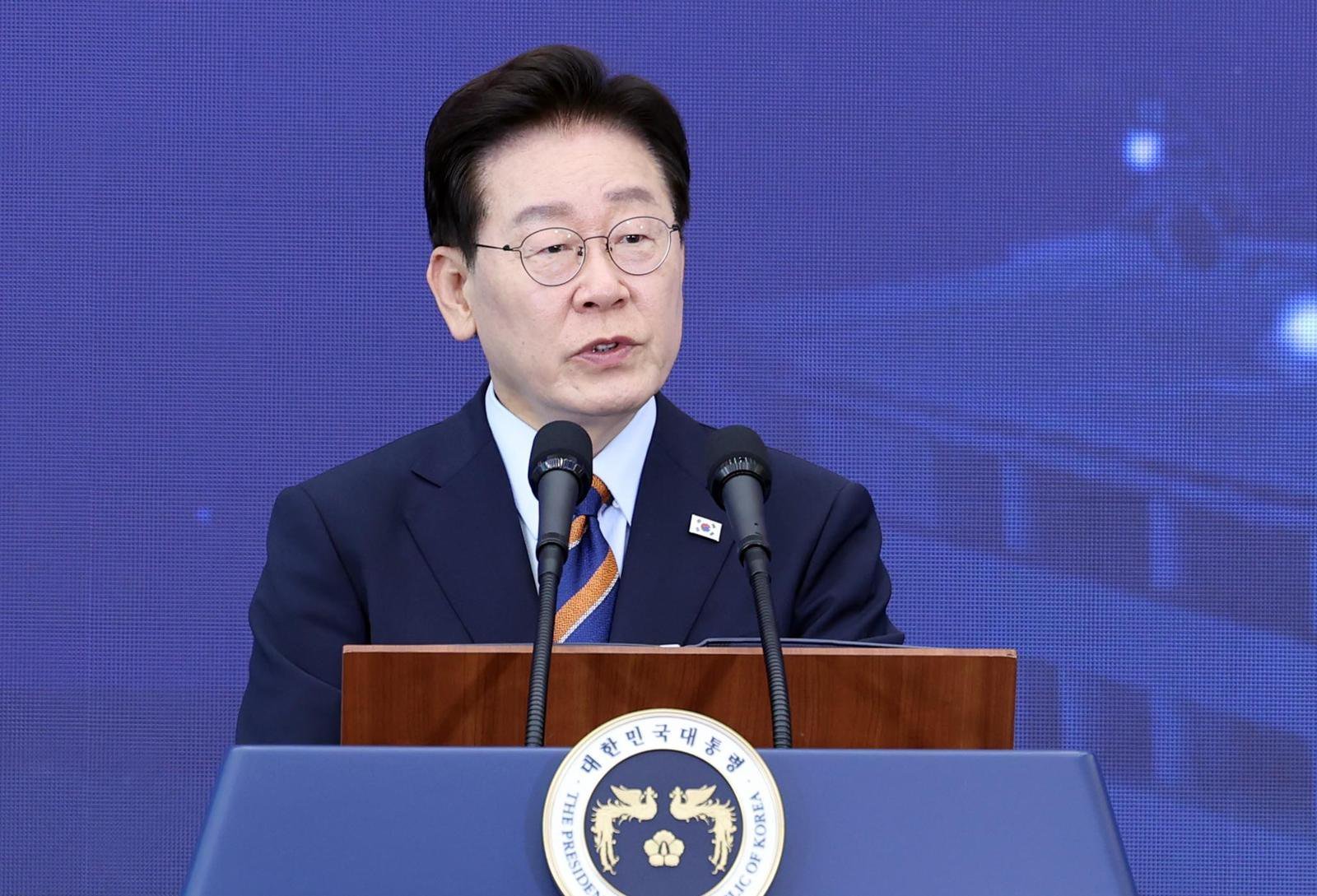 President Lee Offers Condolences for Colombian Earthquake Victims