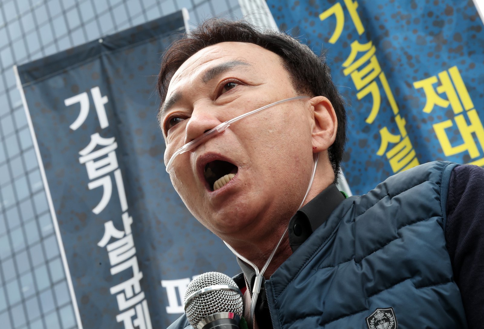 Humidifier sterilizer victims' group leader dies, 1,422nd recognized victim to pass away