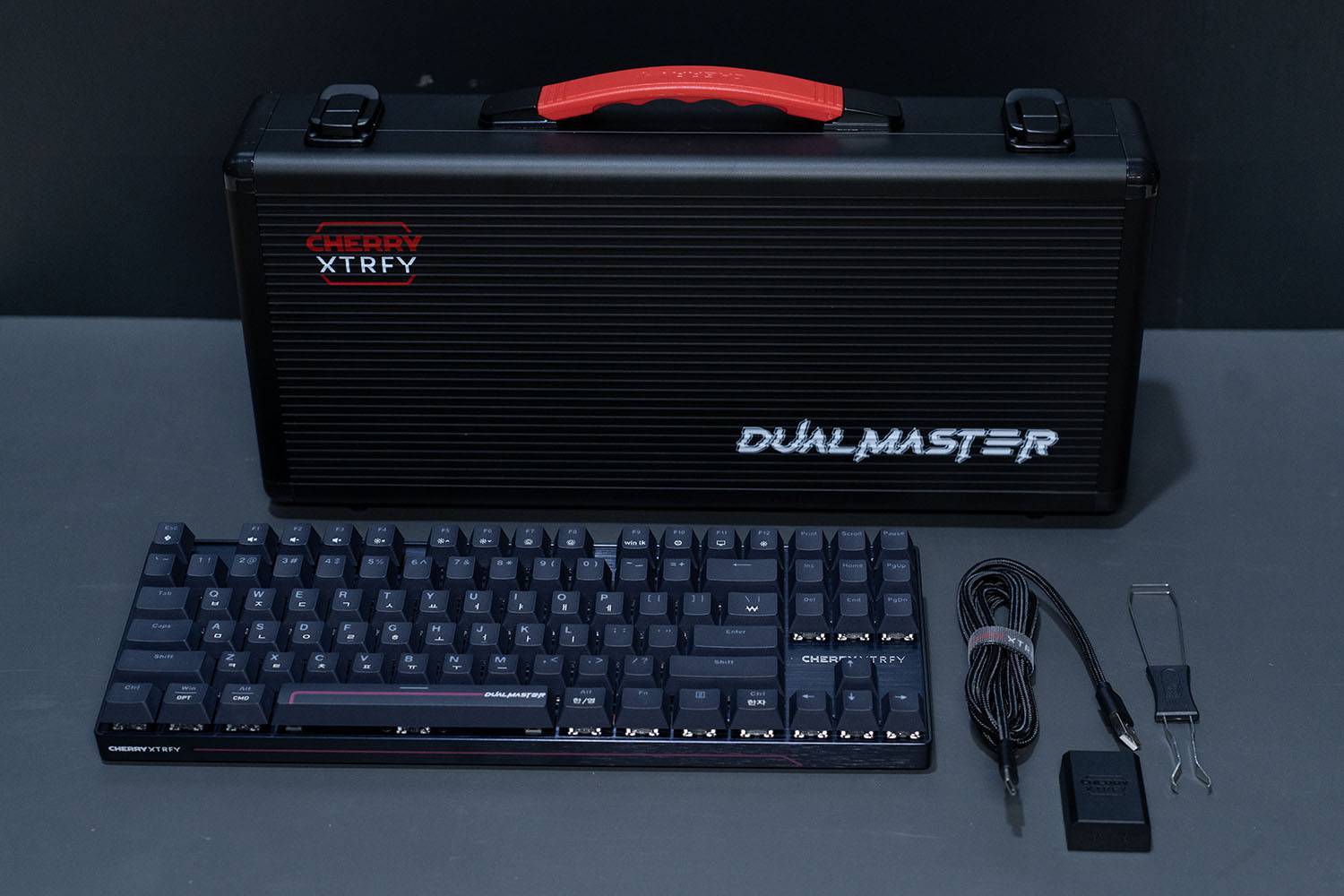 [Review] “One Keyboard, Infinite Utility”: Cherry XTRFY MX 8.2 PRO TMR TKL Wireless