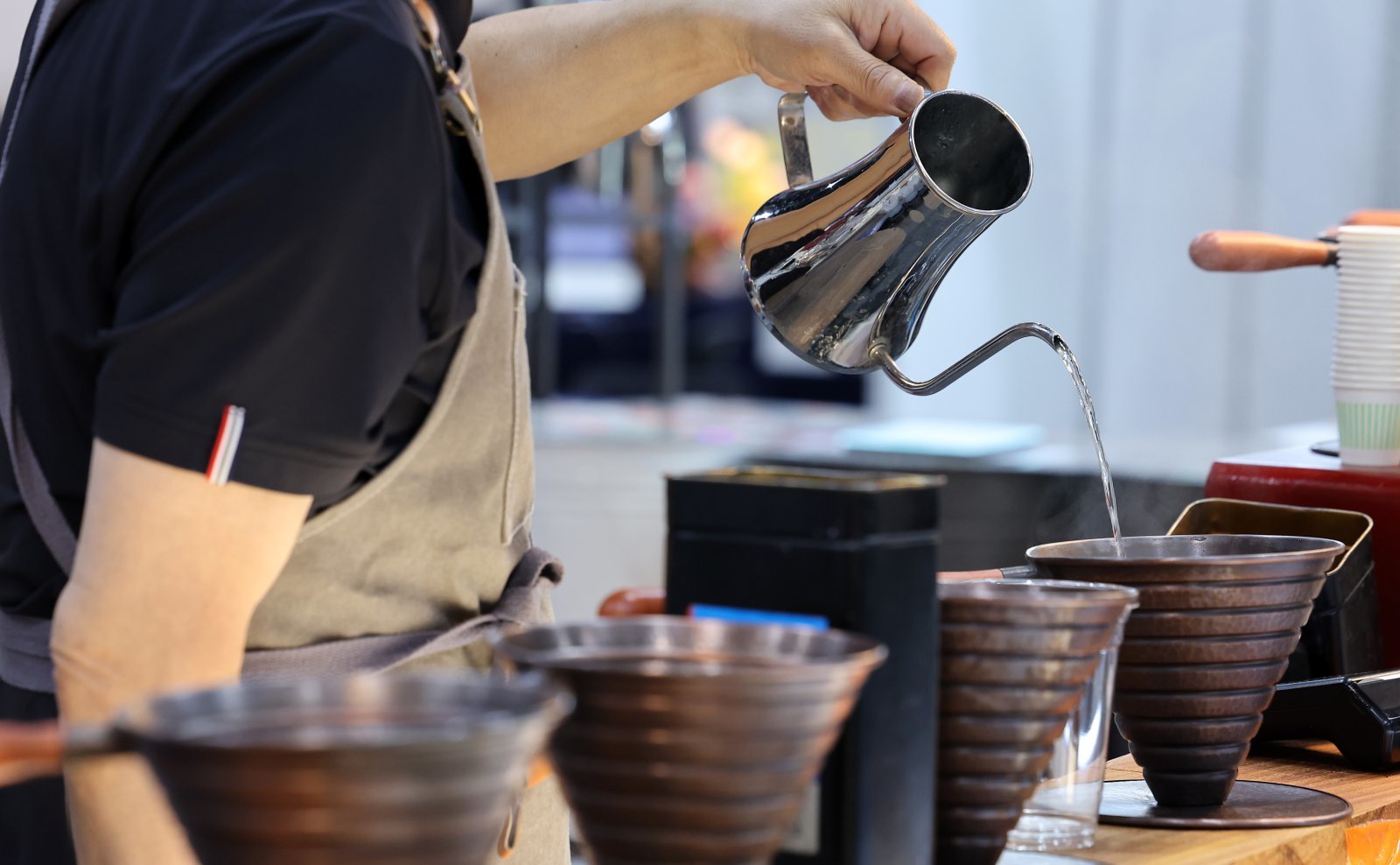 Coffee Grinders Leave Up to 20% of Grounds Inside, Study Finds